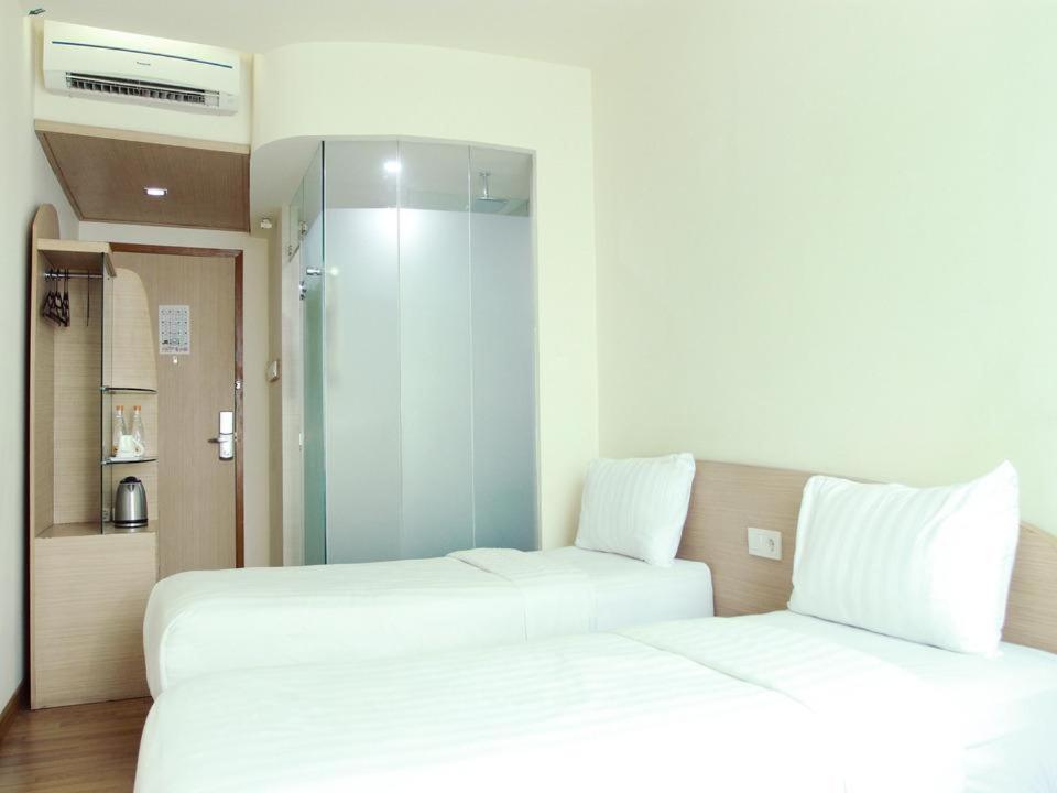 Business Hotel Jacarta Exterior foto
