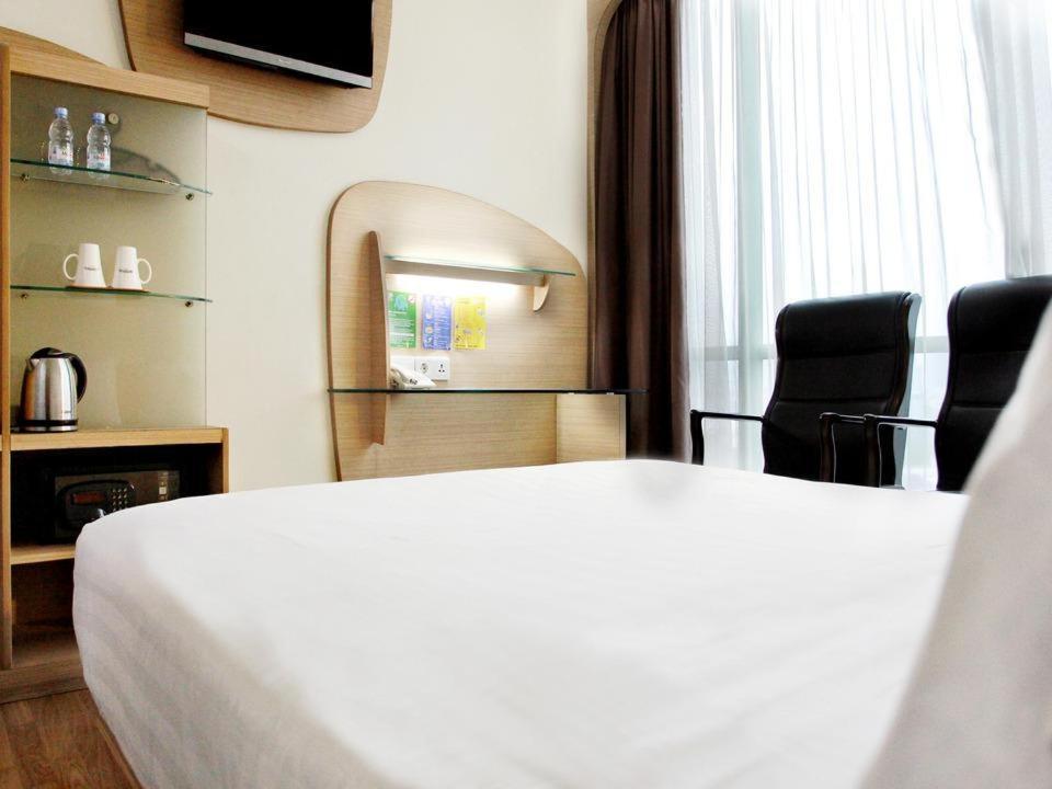 Business Hotel Jacarta Exterior foto