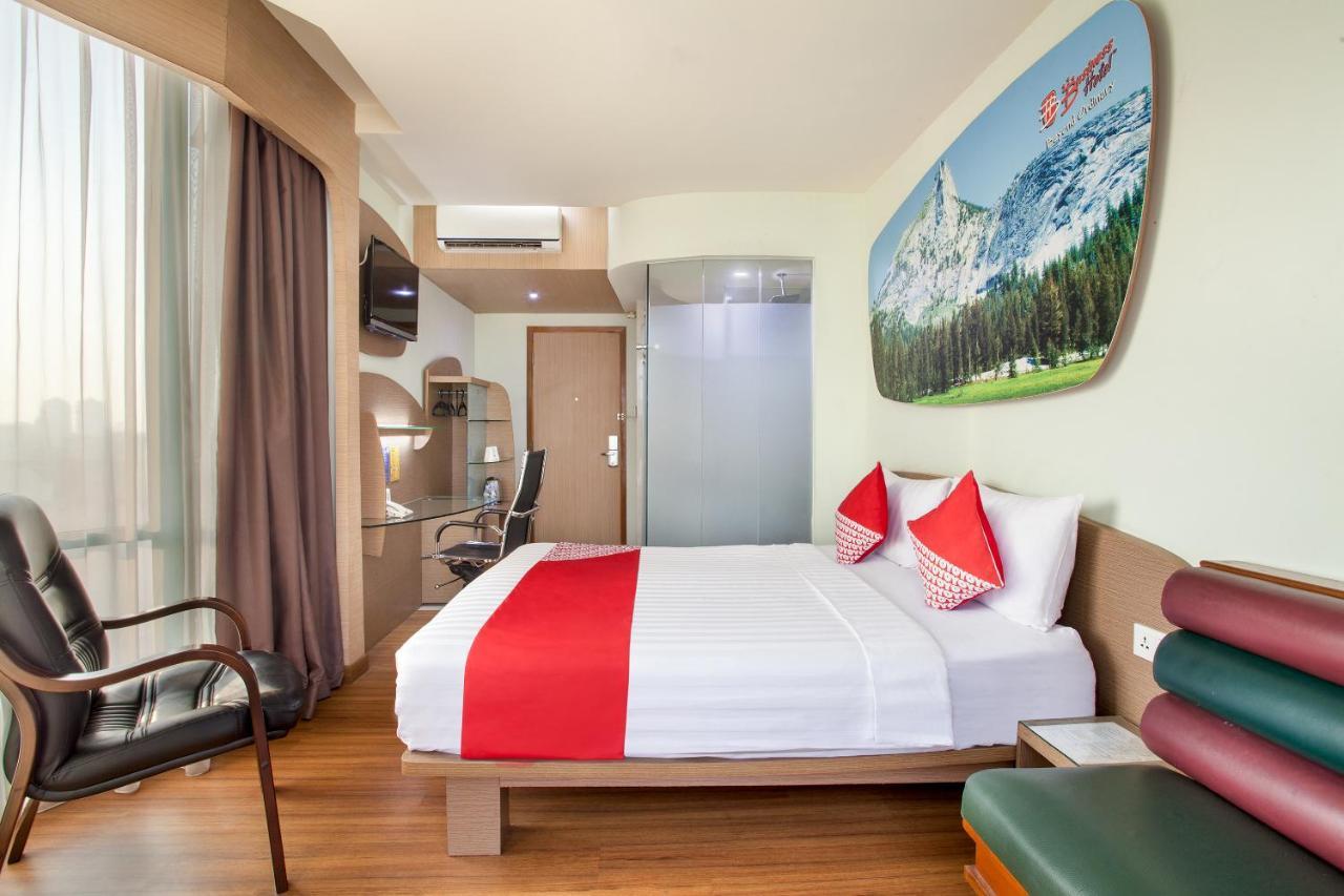 Business Hotel Jacarta Exterior foto